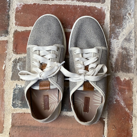 Olukai Pehuea Lī lace-up sneakers / slides - Picture 6 of 16